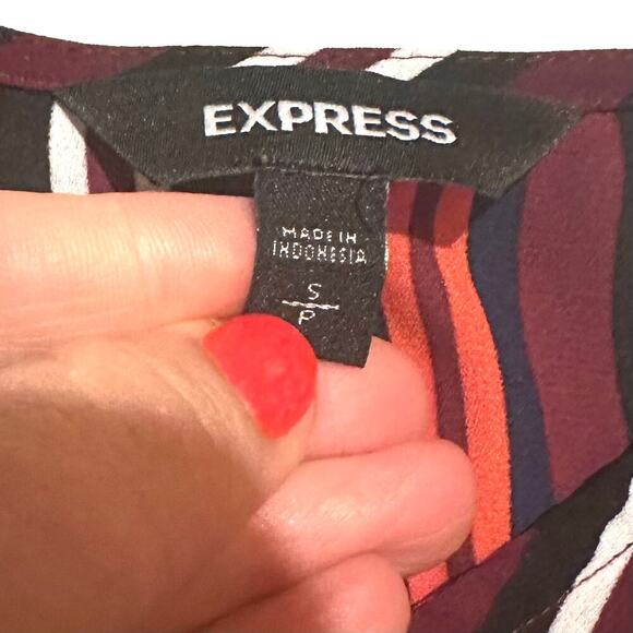 Express Red Stripe Twist Career Top Blouse Women's S Small - Picture 2 of 8